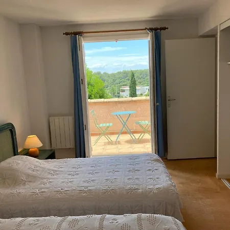10 A 12 Pers Famille Amateurs Randonnee Boulouris Panorama Raphael Tennis Piscine Partage Dom wakacyjny *